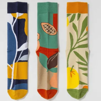12 чифта / лот Мъжки чорапи Креативни, Забавни Щастливи Хип-хоп Harajuku Художествена печат Уличен стил Модни Чорапи за скейтборд Карикатура на Нова