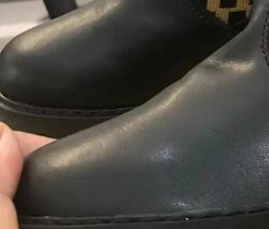 2023 Нови черни модни обувки за момичета с писмото принтом, европейски размер 26-35